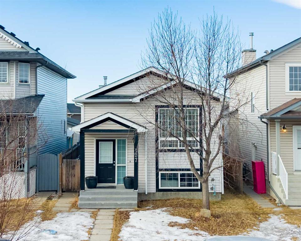 Picture of 127 Tarawood Road NE, Calgary Real Estate Listing