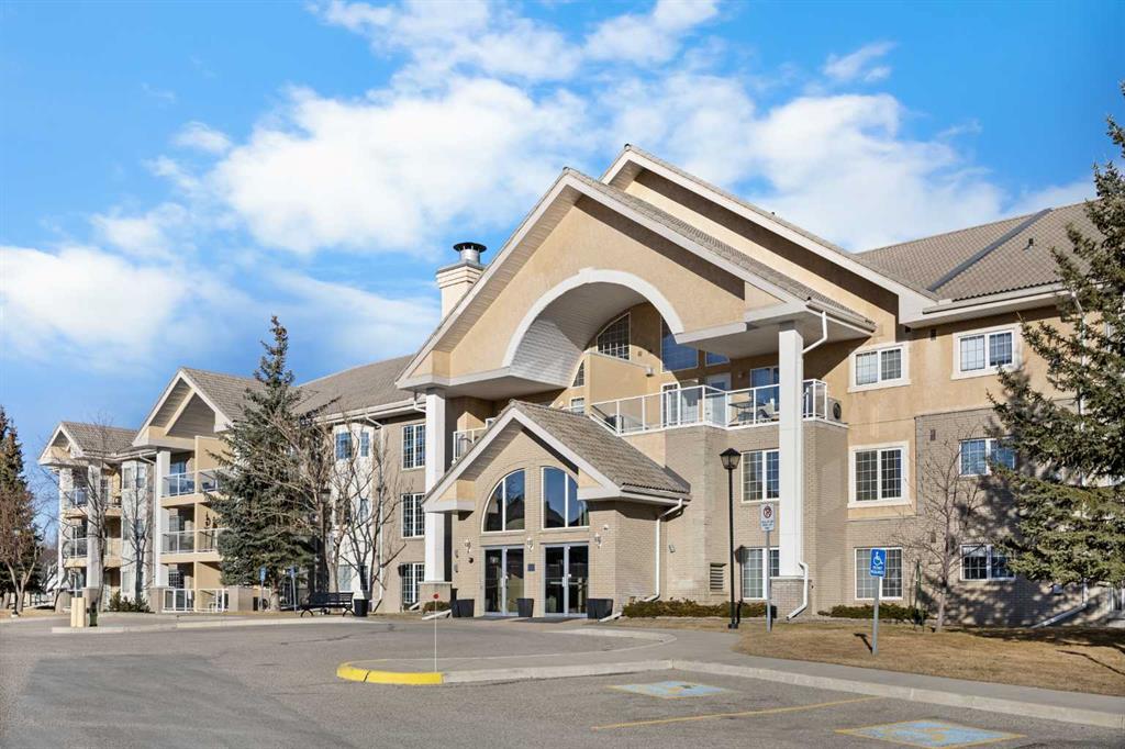 Picture of 135, 728 Country Hills Road NW, Calgary Real Estate Listing