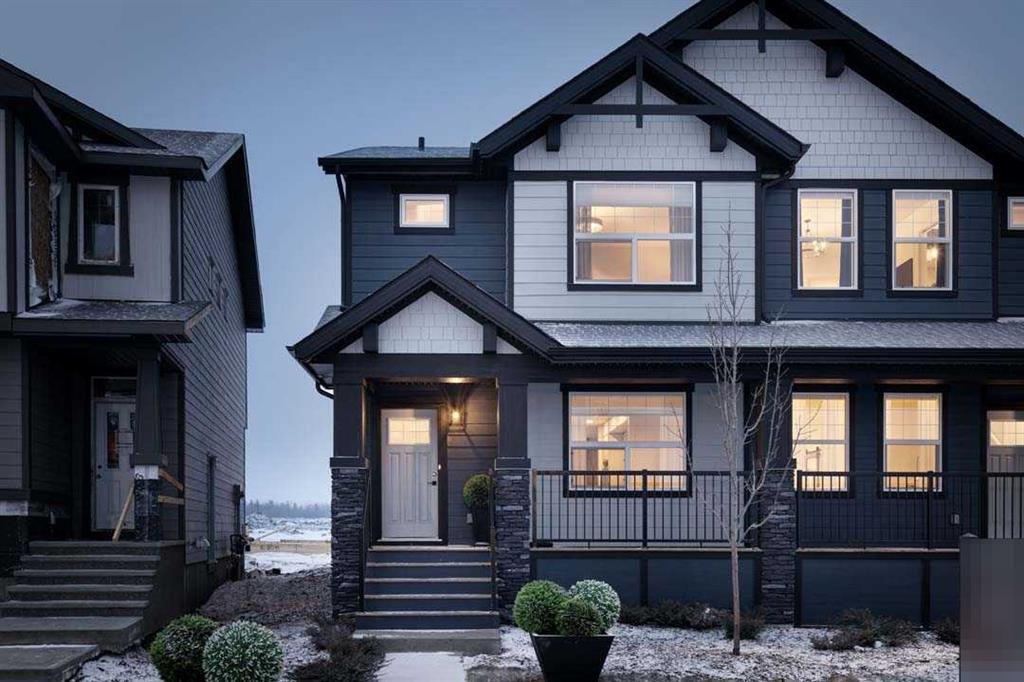 Picture of 640 Legacy Circle SE, Calgary Real Estate Listing