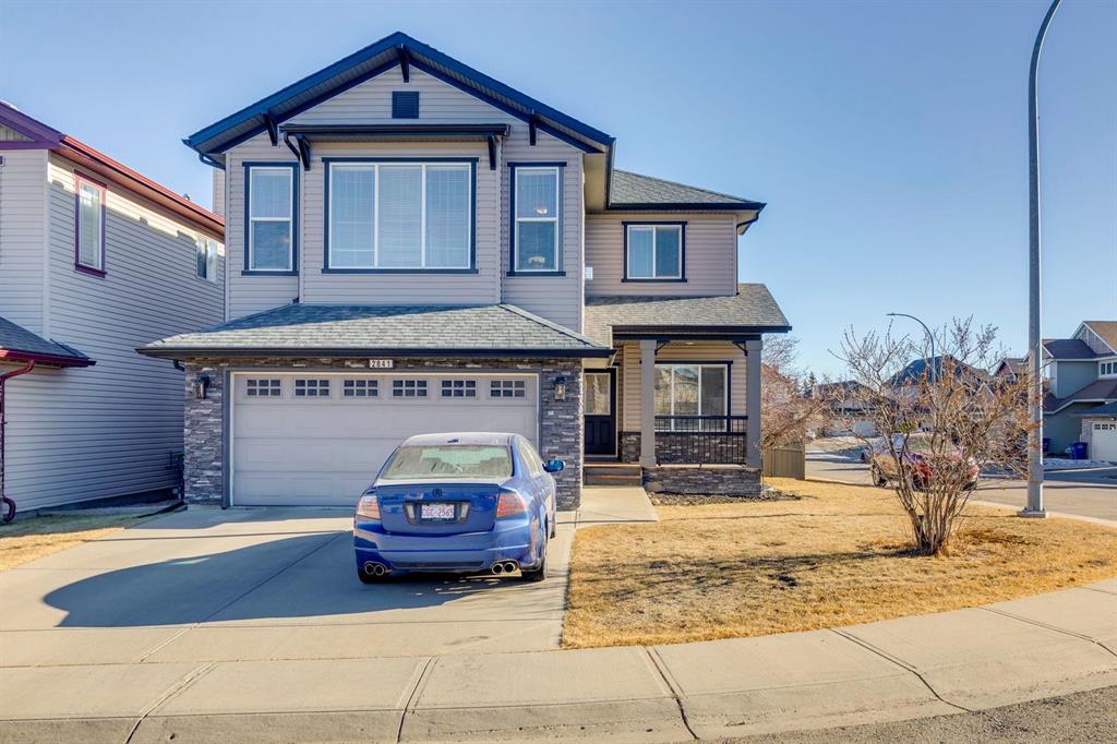Picture of 2841 Coopers Manor SW, Airdrie Real Estate Listing