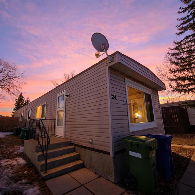 Picture of 24 Spring Dale Circle SE, Airdrie Real Estate Listing