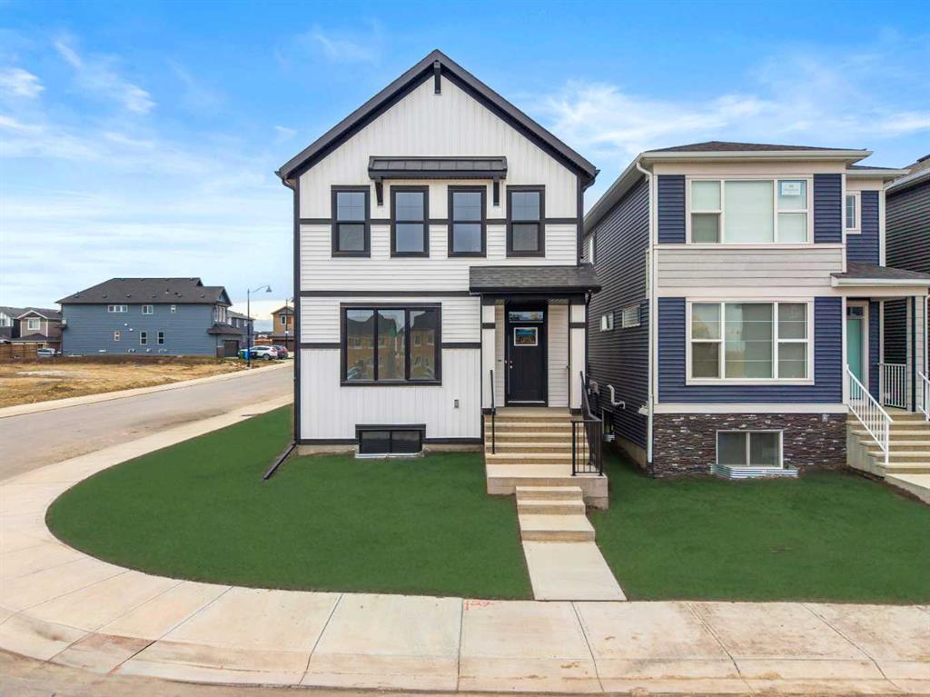 Picture of 64 Homestead View NE, Calgary Real Estate Listing