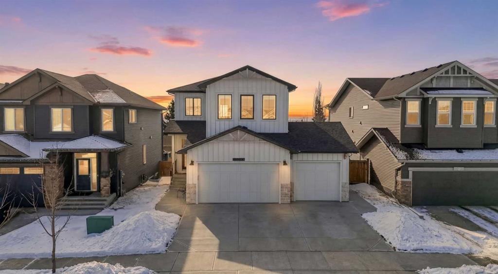 Picture of 29 Highwood Drive , Okotoks Real Estate Listing