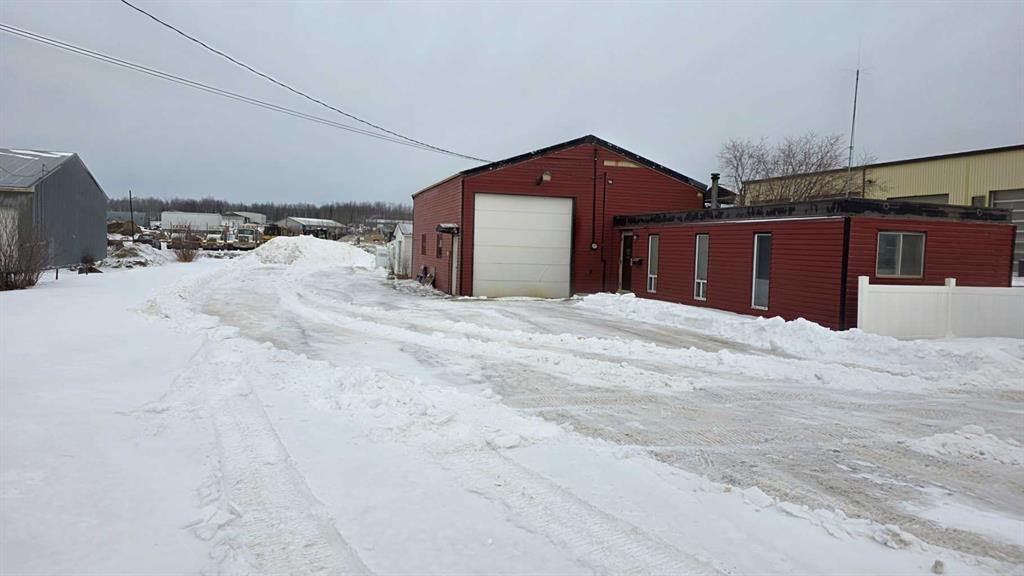 Picture of 114 First Street , Fox Creek Real Estate Listing