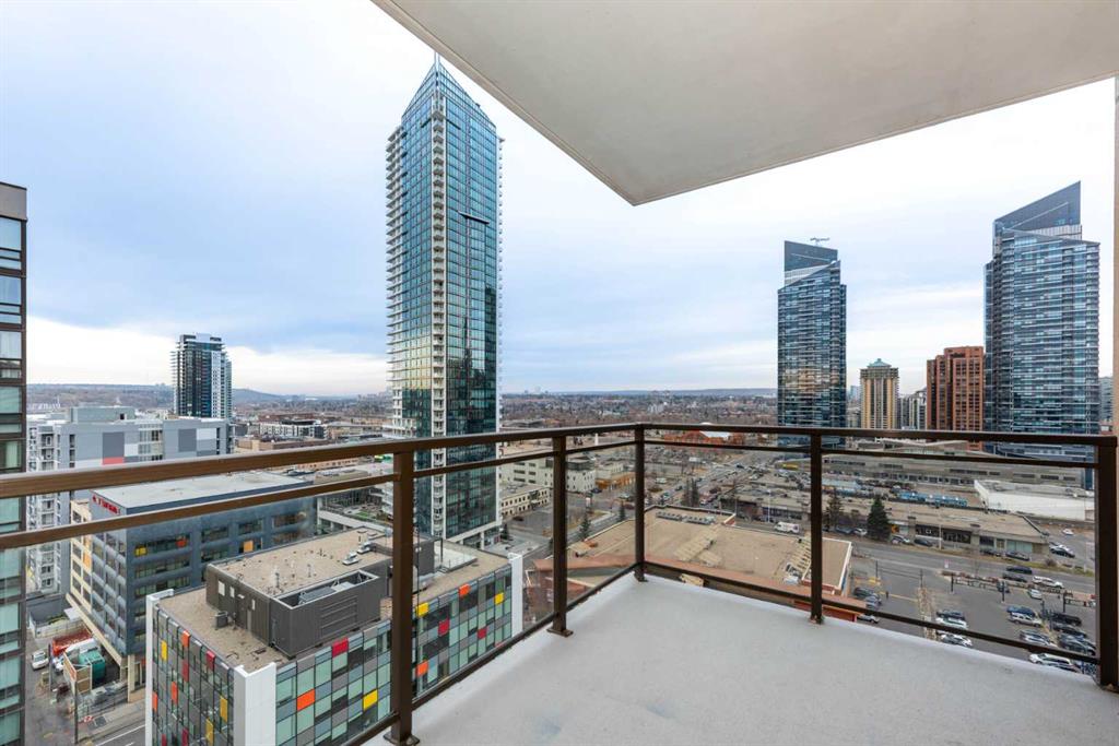Picture of 1502, 1118 12 Avenue SW, Calgary Real Estate Listing