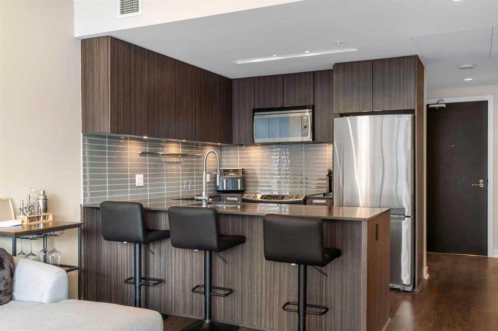 Picture of 407, 626 14 Avenue SW, Calgary Real Estate Listing