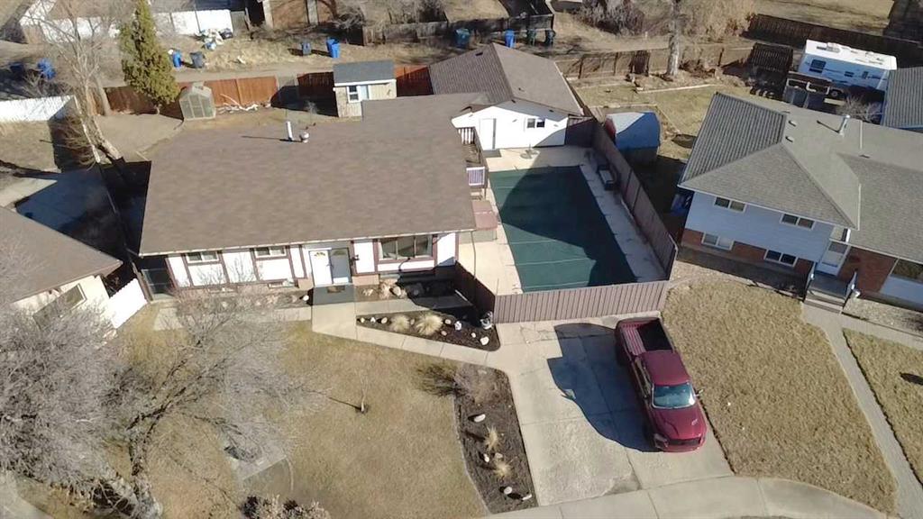 Picture of 52 Cypress Way SE, Medicine Hat Real Estate Listing