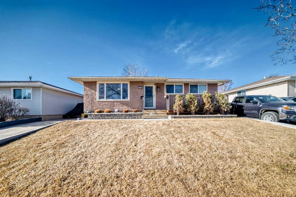 Picture of 7139 18 Street SE, Calgary Real Estate Listing