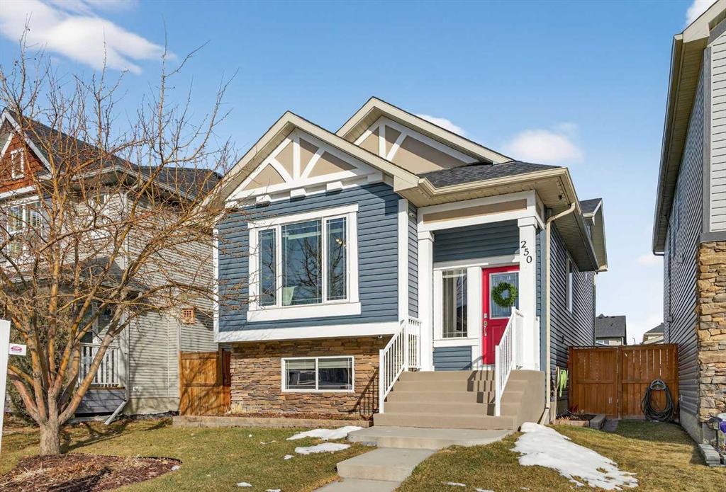 Picture of 250 Silverado Plains Close SW, Calgary Real Estate Listing