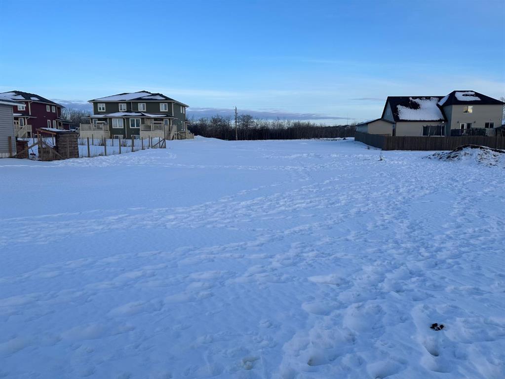 Picture of 4411 Luken Avenue , Hardisty Real Estate Listing