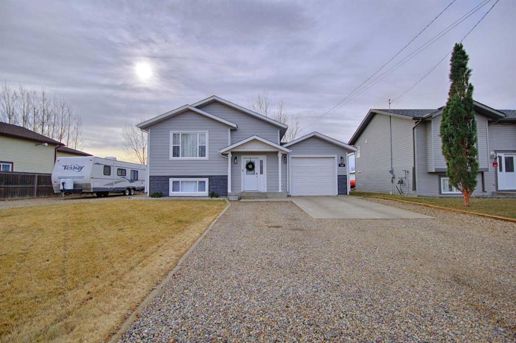 Picture of 109 3 Avenue E, Barnwell Real Estate Listing