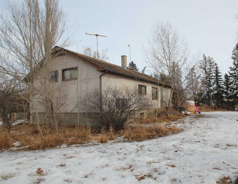 Picture of 20, 27380 Township Road 373 , Rural Red Deer County Real Estate Listing