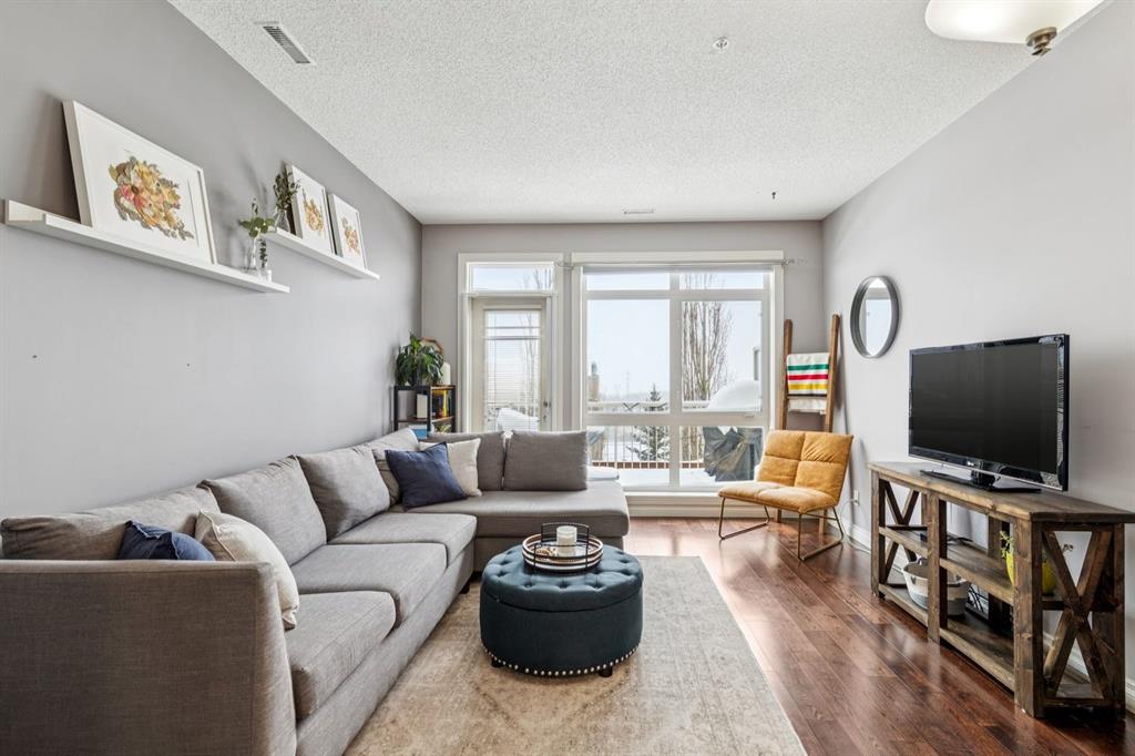 Picture of 12, 140 Rockyledge View NW, Calgary Real Estate Listing