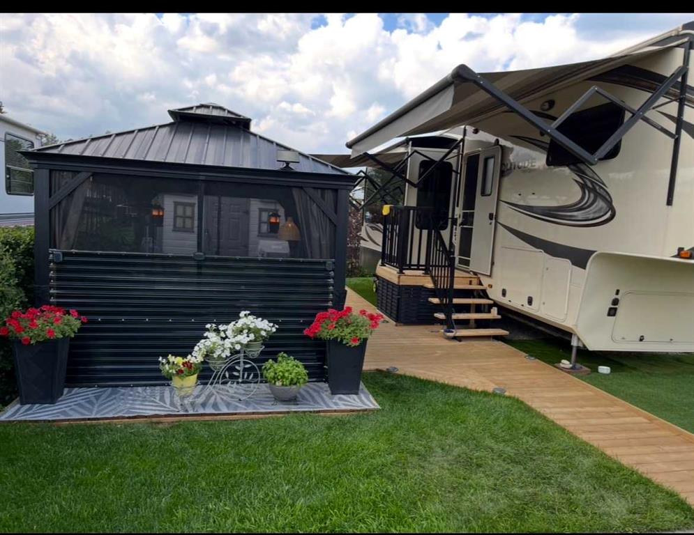 Picture of 167, 370165 79 Street E, Rural Foothills County Real Estate Listing