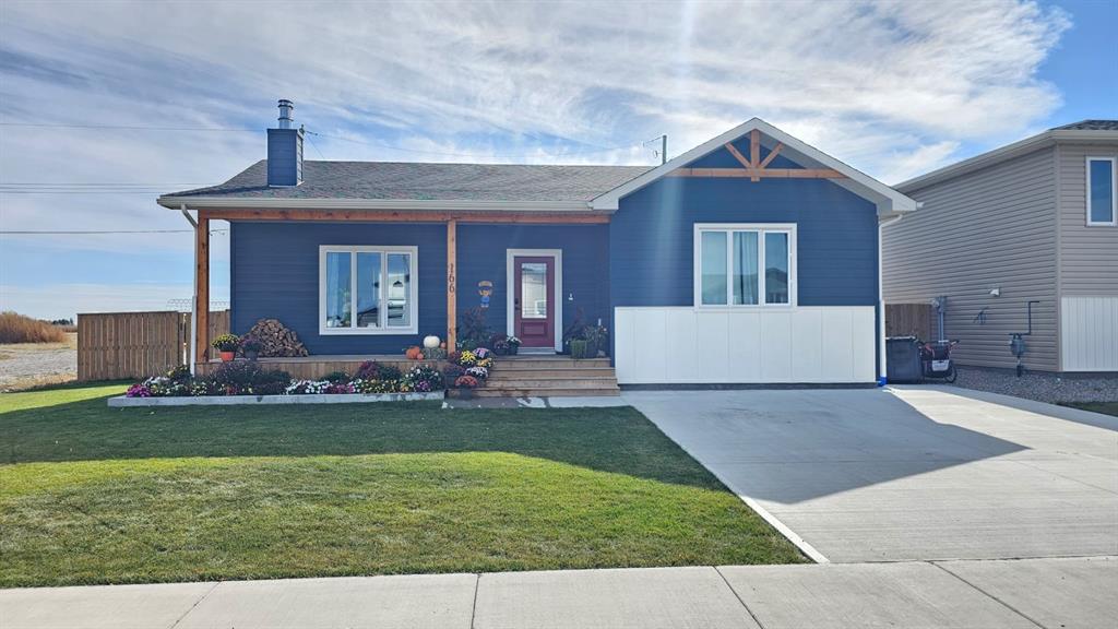 Picture of 166 9 Street , Fort Macleod Real Estate Listing