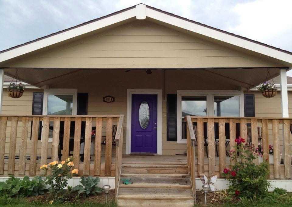 Picture of 414 Conductor Boulevard , Coaldale Real Estate Listing