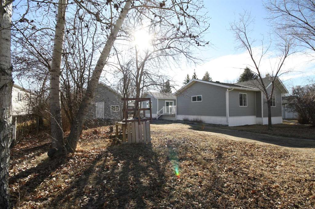 Picture of 112 Timko Street N, Scandia Real Estate Listing