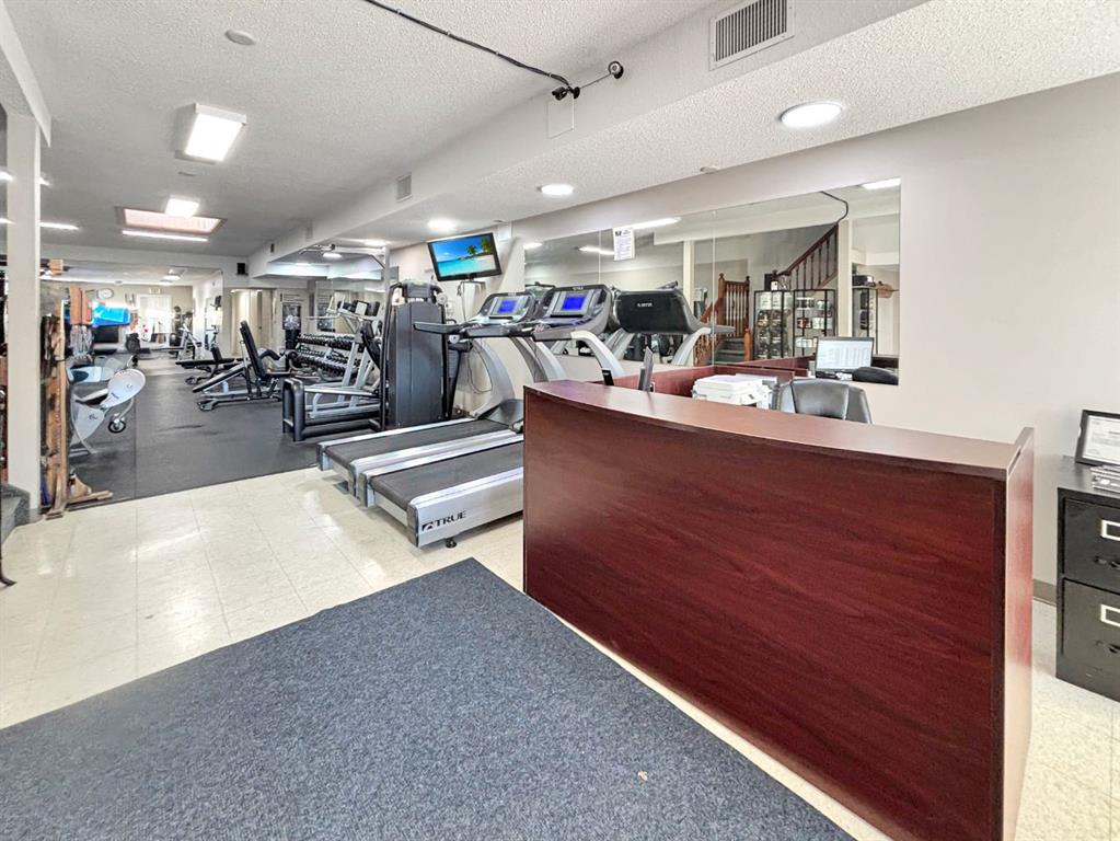 Picture of 136 49 Avenue W, Claresholm Real Estate Listing