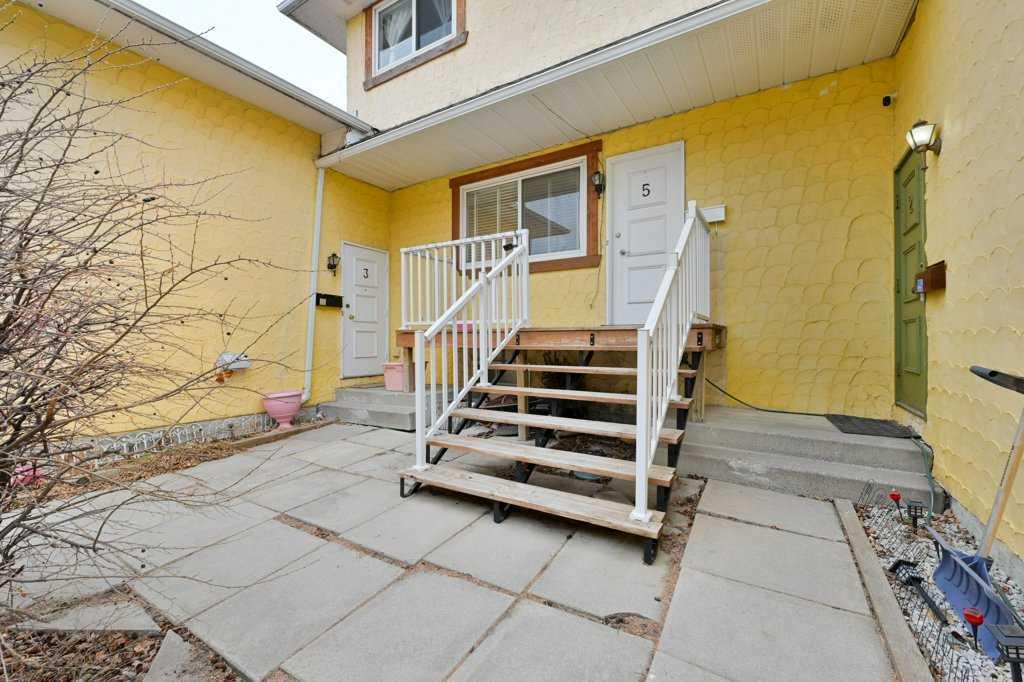 Picture of 5, 7740 Hunterview Drive NW, Calgary Real Estate Listing
