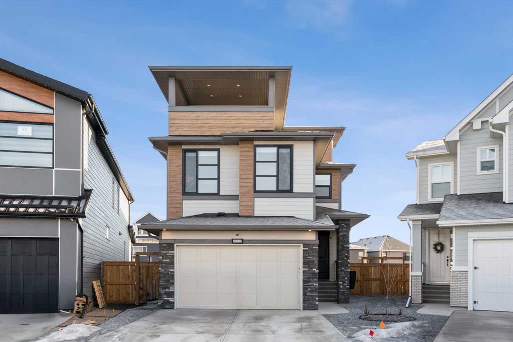 Picture of 35 Cranbrook Mount SE, Calgary Real Estate Listing