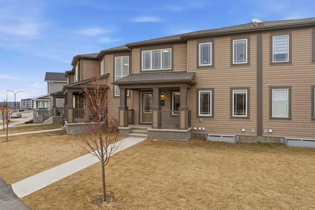 Picture of 1893 carrington Boulevard NW, Calgary Real Estate Listing