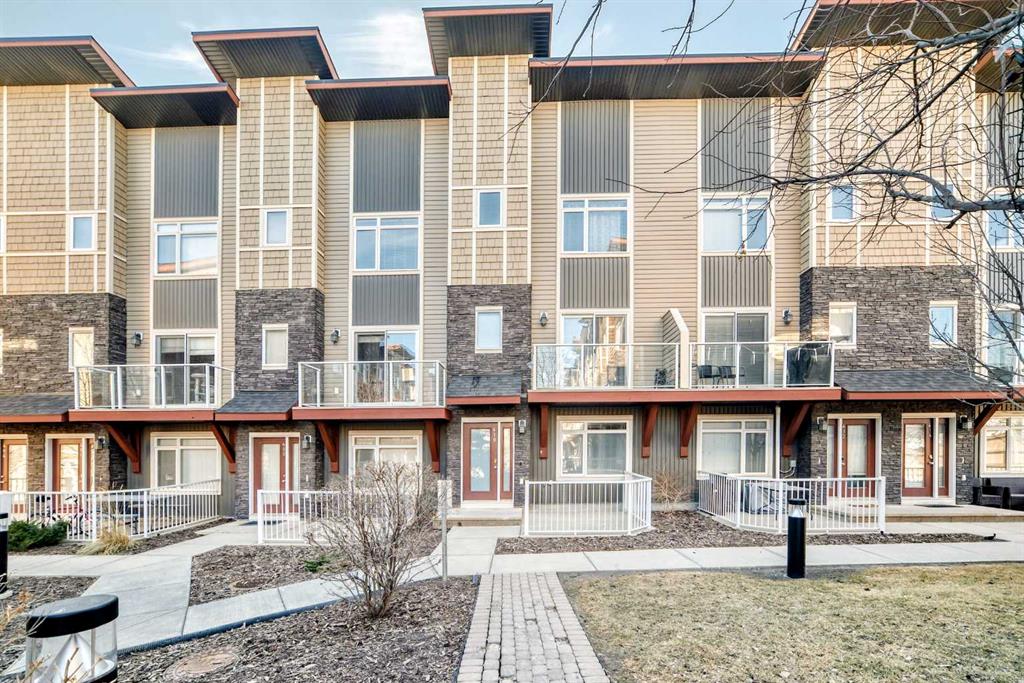 Picture of 410 Skyview Point Place NE, Calgary Real Estate Listing