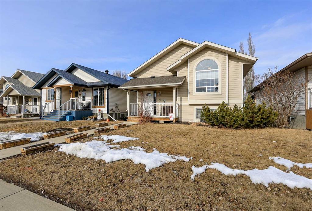 Picture of 60 Fenwood Close , Sylvan Lake Real Estate Listing
