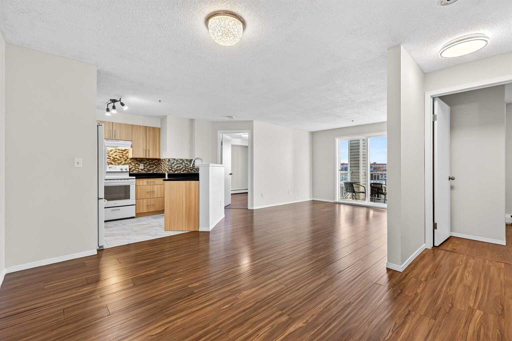 Picture of 224, 1717 60 Street SE, Calgary Real Estate Listing