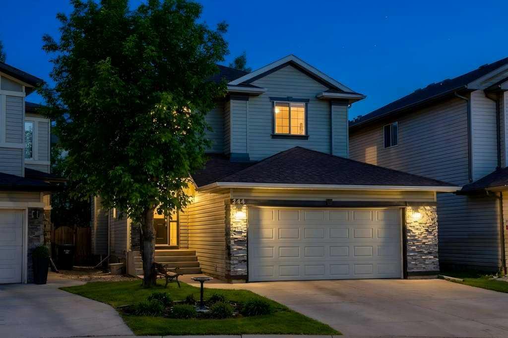 Picture of 244 Eversyde Mews SW, Calgary Real Estate Listing