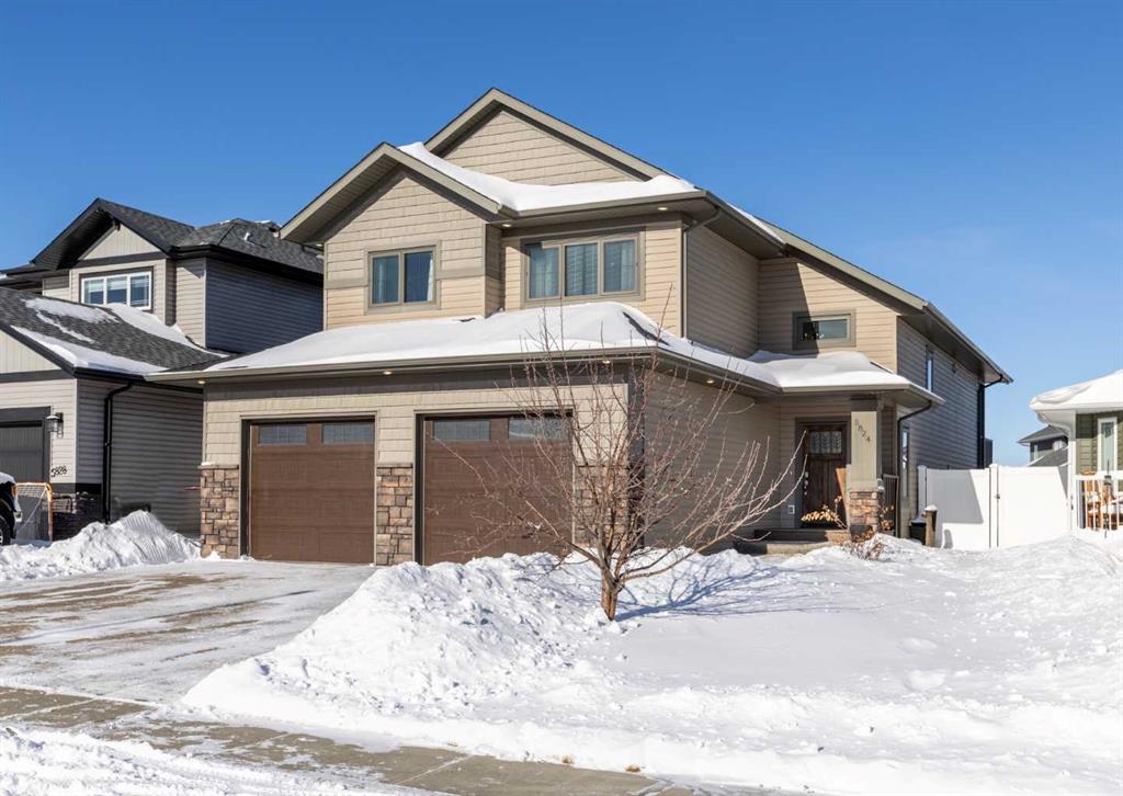 Picture of 5824 Maple Crescent , Innisfail Real Estate Listing