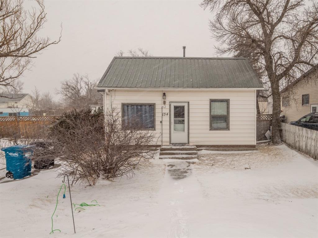 Picture of 134 20 Street , Fort Macleod Real Estate Listing