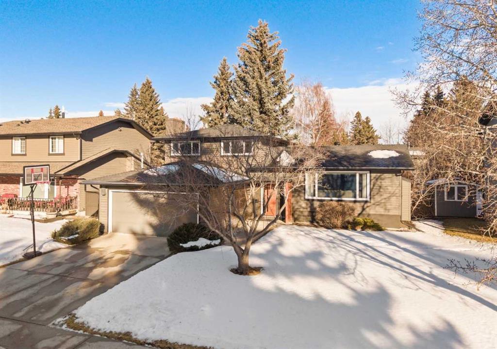 Picture of 612 Willoughby Crescent SE, Calgary Real Estate Listing