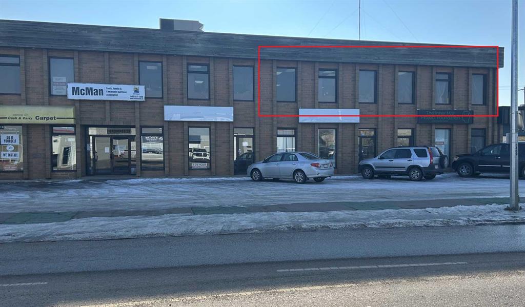 Picture of 16, 941 South Railway Street SE, Medicine Hat Real Estate Listing