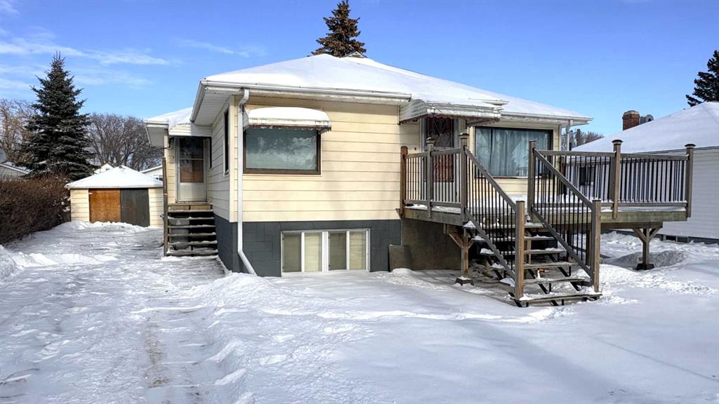 Picture of 1106 2 Avenue , Wainwright Real Estate Listing