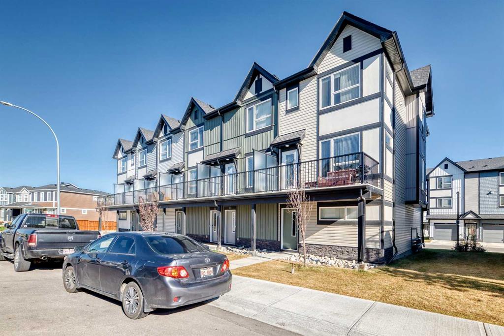 Picture of 30 Evanscrest Park NW, Calgary Real Estate Listing