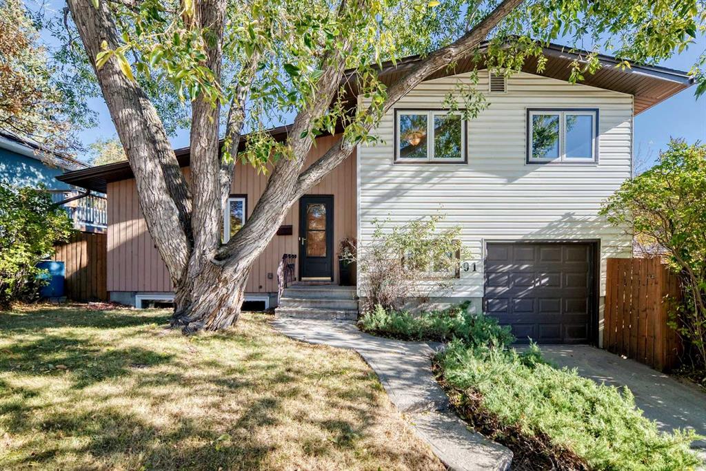 Picture of 91 Chisholm Crescent NW, Calgary Real Estate Listing
