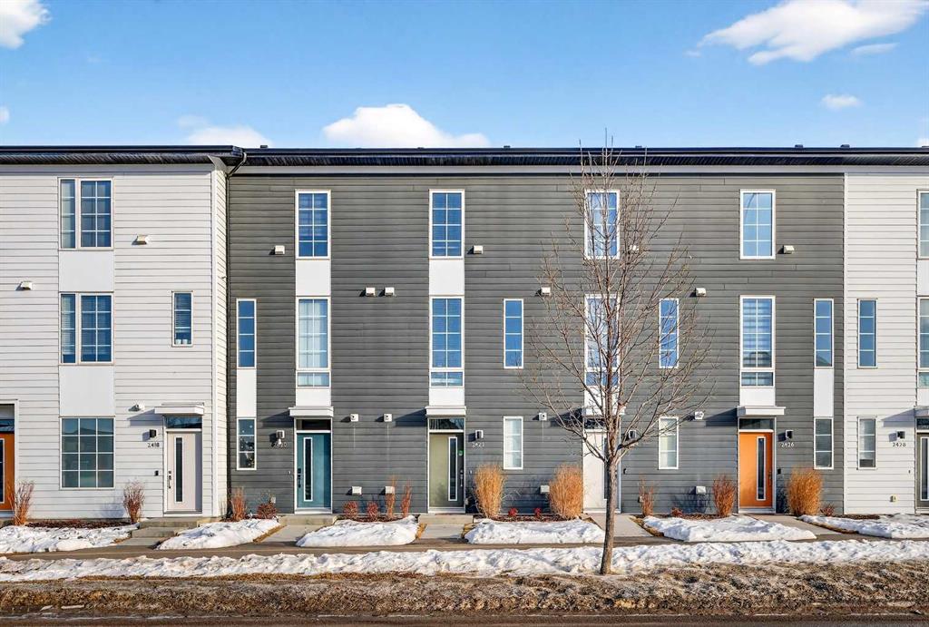 Picture of 2422 210 Avenue SE, Calgary Real Estate Listing