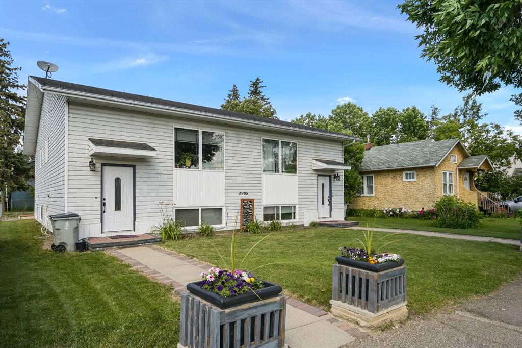 Picture of 4908 54 Avenue , High Prairie Real Estate Listing