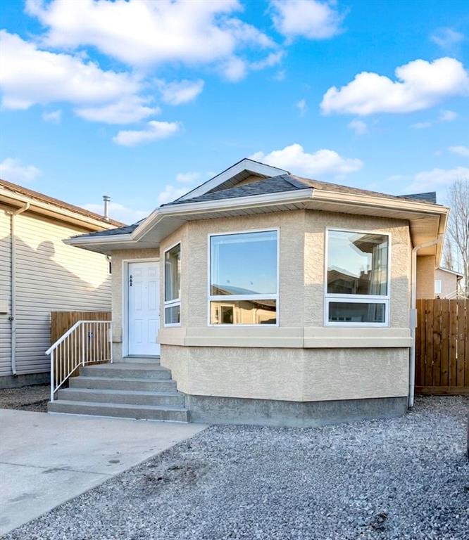 Picture of 668 Blackfoot Terrace W, Lethbridge Real Estate Listing