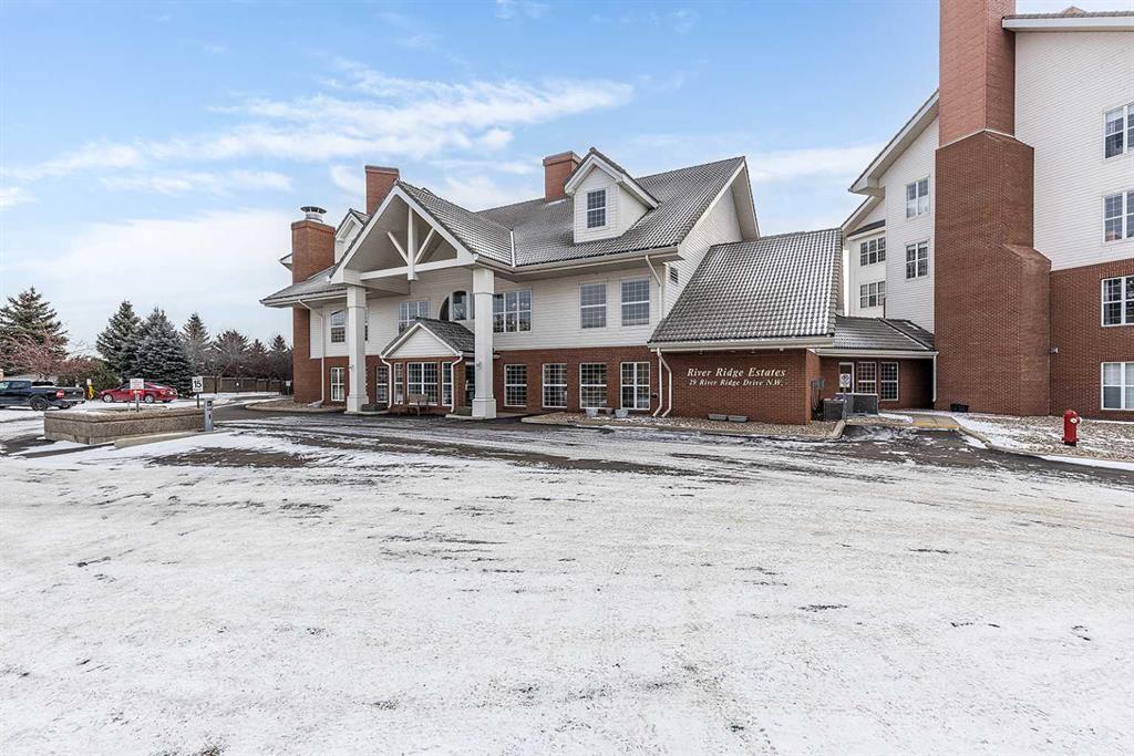 Picture of 307, 29 River Ridge Drive NW, Medicine Hat Real Estate Listing