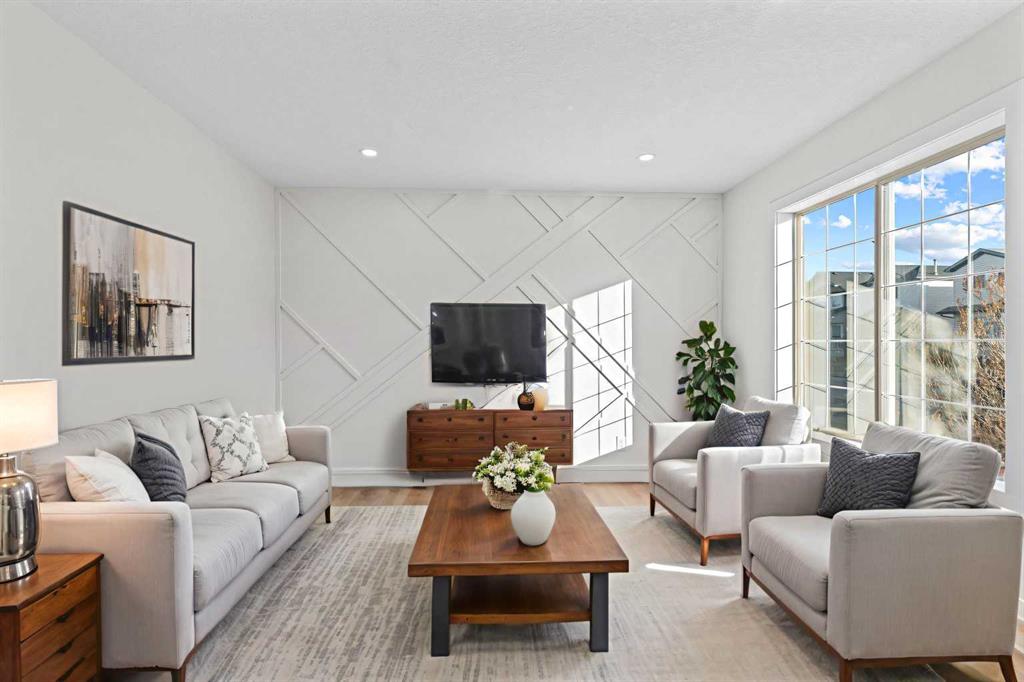 Picture of 52 Martin Crossing Rise NE, Calgary Real Estate Listing