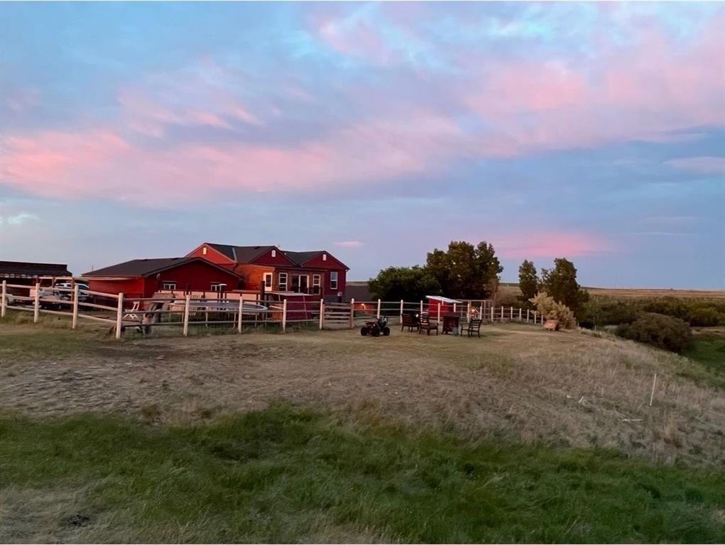 Picture of 222081 Range Road 253  , Rural Wheatland County Real Estate Listing