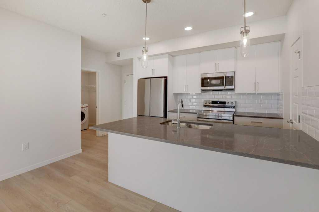 Picture of 124, 245 Edith Place NW, Calgary Real Estate Listing