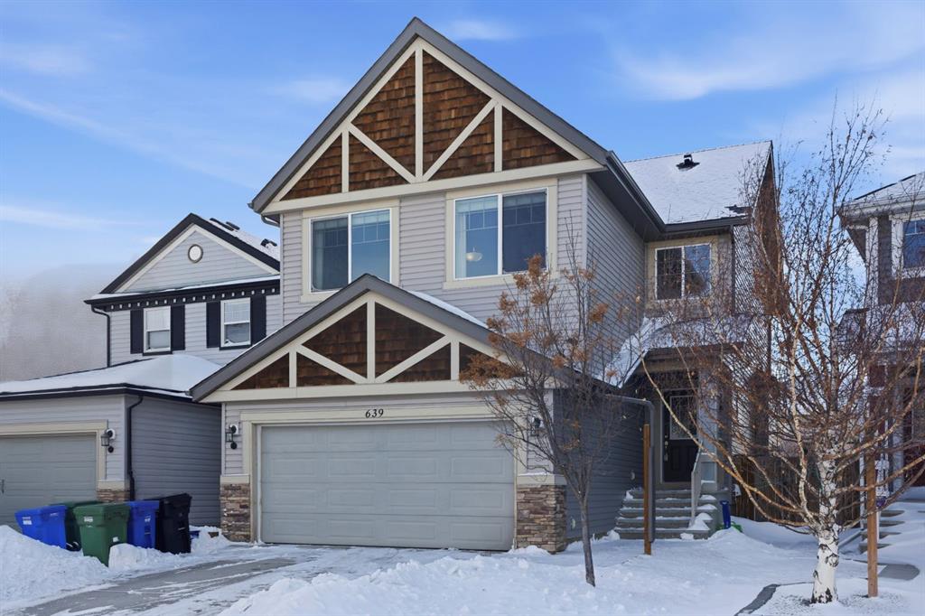 Picture of 639 Copperpond Circle SE, Calgary Real Estate Listing