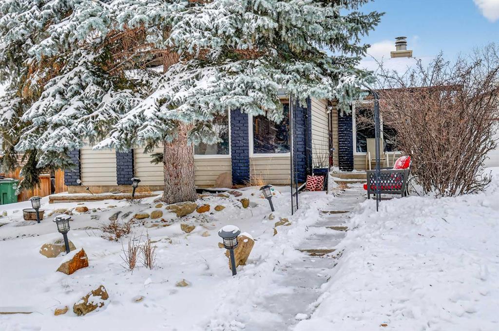 Picture of 139 Hodson Crescent , Okotoks Real Estate Listing