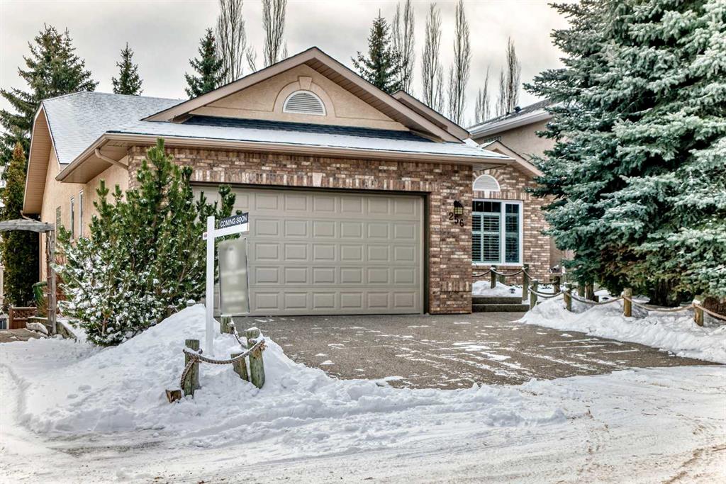 Picture of 256 Evergreen Court SW, Calgary Real Estate Listing