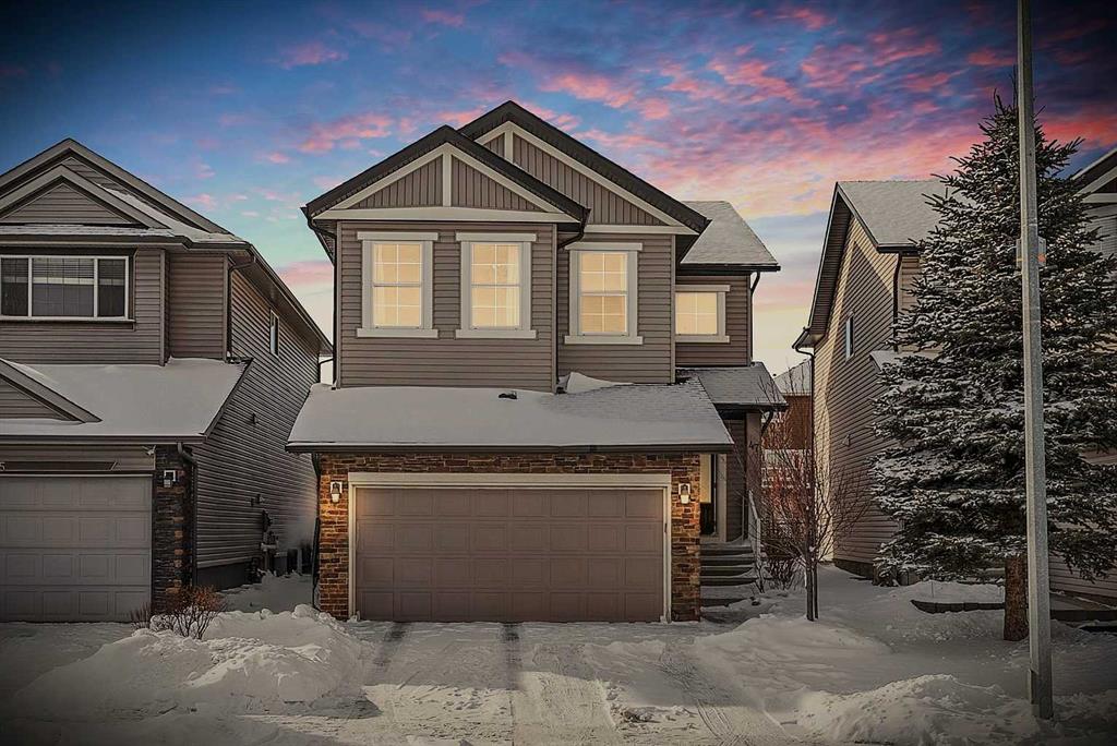 Picture of 47 Everbrook Crescent SW, Calgary Real Estate Listing