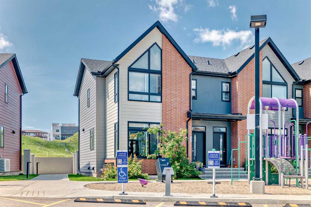 Picture of 118 Sage Meadows Gardens NW, Calgary Real Estate Listing