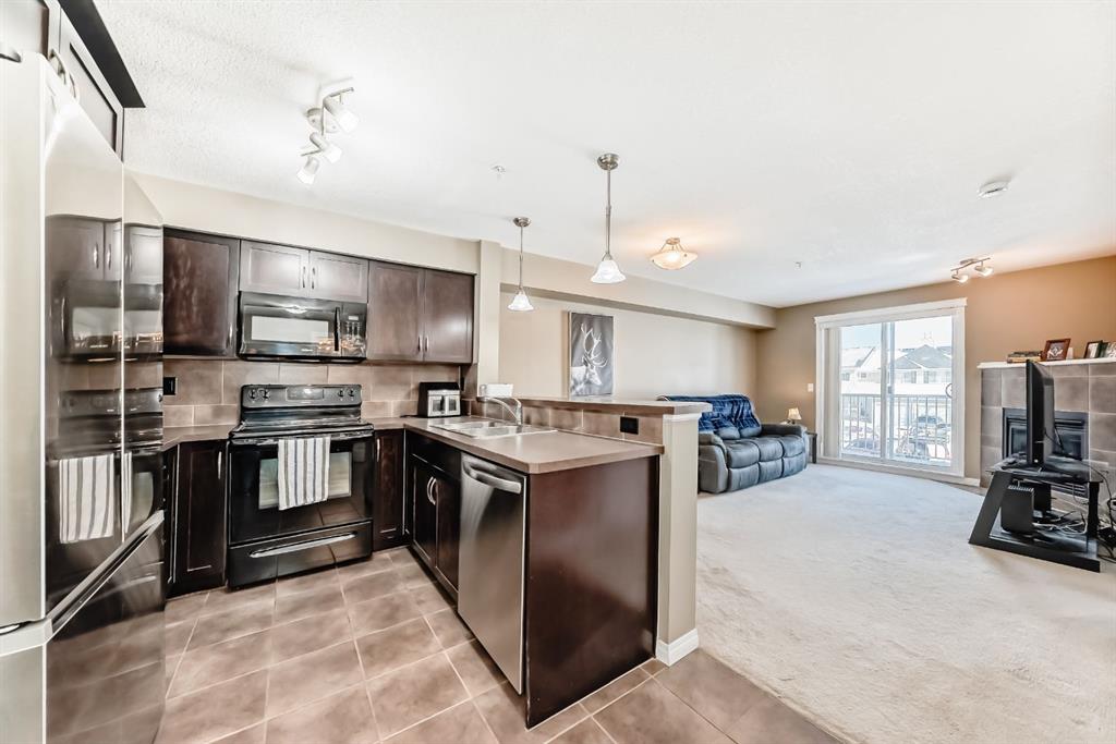 Picture of 4216, 31 Country Village Manor NE, Calgary Real Estate Listing