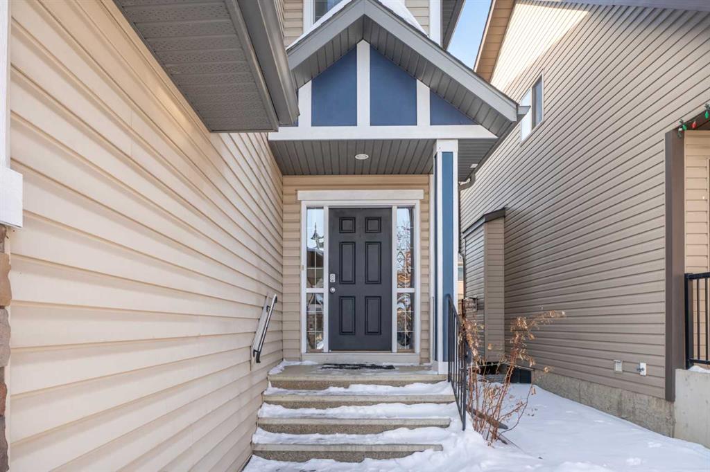 Picture of 883 Auburn Bay Boulevard SE, Calgary Real Estate Listing